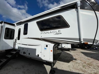 2026 Jayco Pinnacle - Photo 5