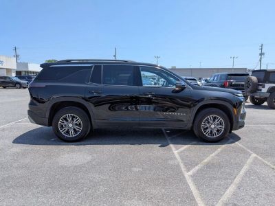 2025 Chevrolet Traverse - Photo 6