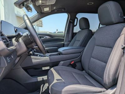 2025 Chevrolet Traverse - Photo 12