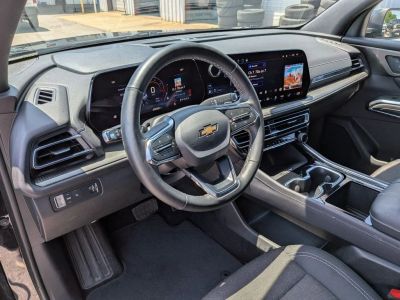 2025 Chevrolet Traverse - Photo 25
