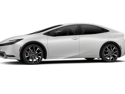 2026 Toyota Prius Plug-in Hybrid - Photo 5