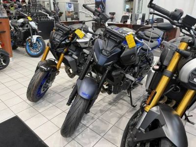 2026 Yamaha MT-07 — front three-quarter view