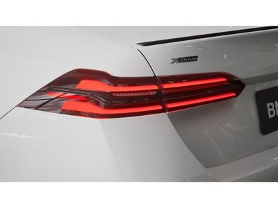 2026 BMW 5 Series - Photo 8