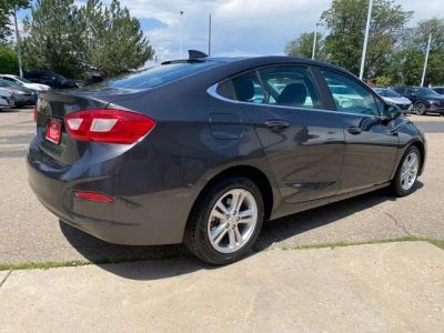 2017 Chevrolet Cruze — detail view