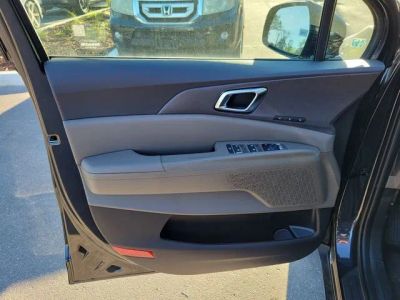 2026 Kia Carnival — detail view