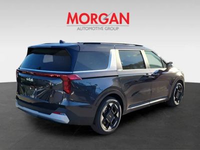 2026 Kia Carnival — side profile view