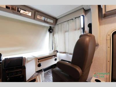 2022 Four Winds RV Hurricane - Photo 40