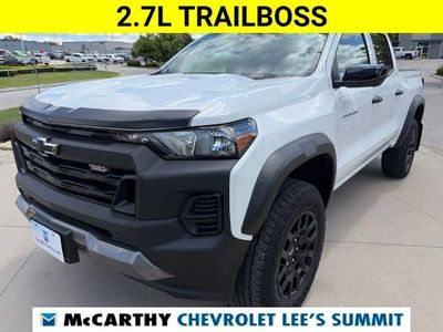 2023 Chevrolet Colorado - Photo 4