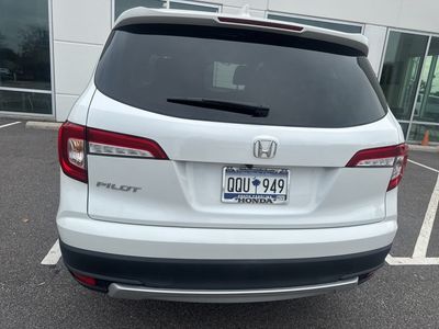2022 Honda Pilot — rear three-quarter view