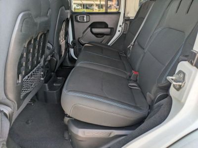 2022 Jeep Wrangler - Photo 18