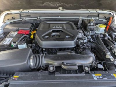 2022 Jeep Wrangler - Photo 10