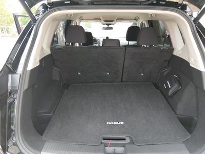 2025 Nissan Rogue — photo 11 view