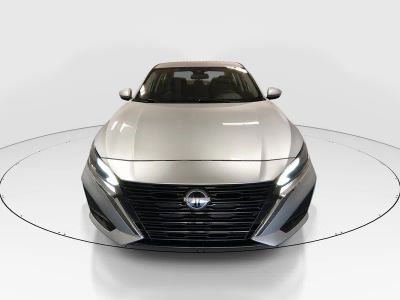 2023 Nissan Altima — side profile view