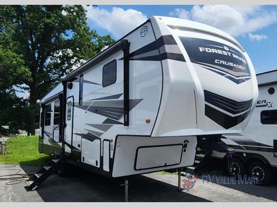 2025 Prime Time RV Crusader - Photo 1