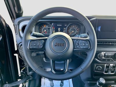 2026 Jeep Wrangler - Photo 11
