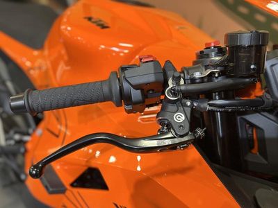 2026 KTM 990 RC R - Photo 16