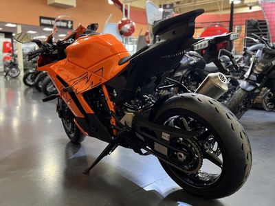 2026 KTM 990 RC R - Photo 21