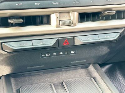 2027 Kia Telluride — photo 16 view