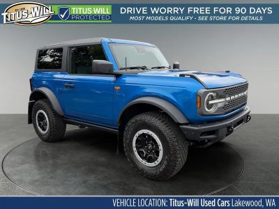 2024 Ford Bronco Badlands in Blue Metallic — front three-quarter view