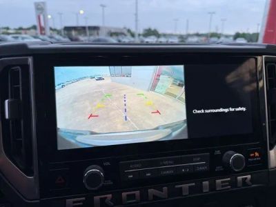 2025 Nissan Frontier - Photo 15