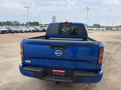 2025 Nissan Frontier - Photo 3