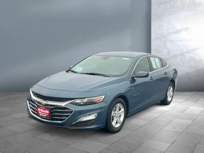 2024 Chevrolet Malibu — front three-quarter view