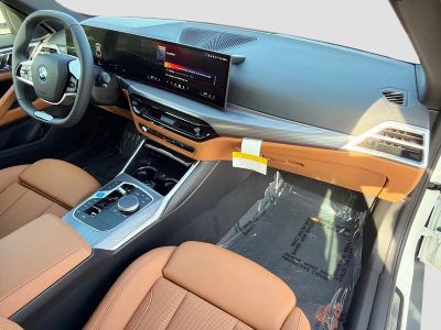 2026 BMW i4 — photo 14 view