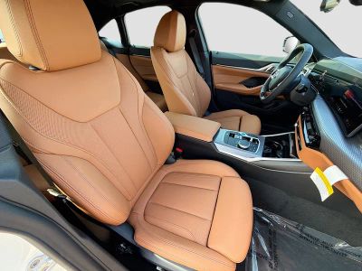 2026 BMW i4 — photo 15 view