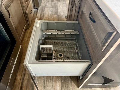 2021 Forest River RV Cedar Creek Champagne Edition - Photo 38