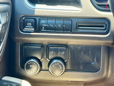 2024 Chevrolet Tahoe - Photo 35