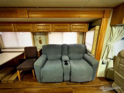 2003 Monaco RV Windsor — photo 7 view