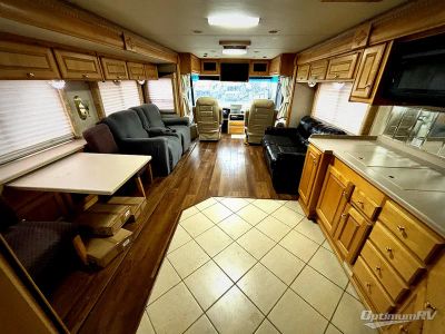 2003 Monaco RV Windsor — detail view