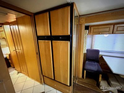 2003 Monaco RV Windsor — photo 14 view