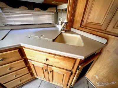 2003 Monaco RV Windsor — photo 11 view