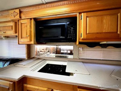 2003 Monaco RV Windsor — photo 12 view