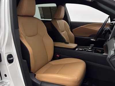 2025 Lexus RX - Photo 35