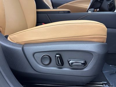 2025 Lexus RX - Photo 34
