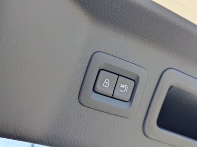 2026 Mazda CX-90 PHEV - Photo 11