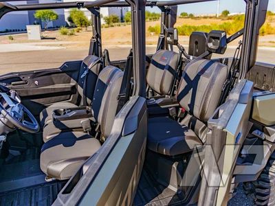 2026 Can-Am Defender X mr HD11 with half-doors - Photo 11