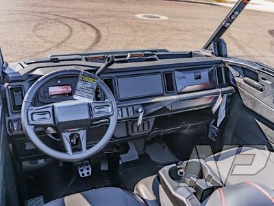 2026 Can-Am Defender X mr HD11 with half-doors - Photo 12