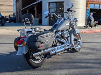 2024 Harley-Davidson FLHCS - Heritage Classic - Photo 4