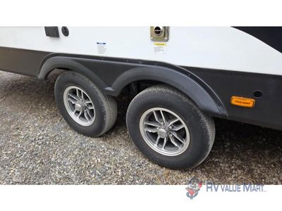 2025 Coachmen RV Apex Ultra-Lite - Photo 9