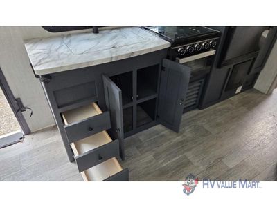 2025 Coachmen RV Apex Ultra-Lite - Photo 16