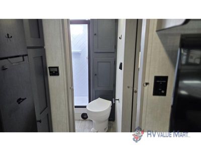 2025 Coachmen RV Apex Ultra-Lite - Photo 24