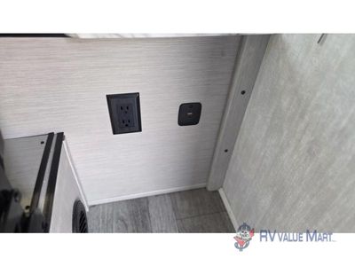 2025 Coachmen RV Apex Ultra-Lite - Photo 14