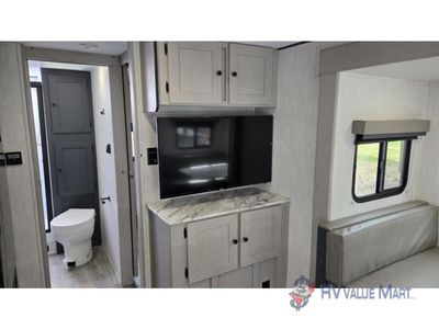 2025 Coachmen RV Apex Ultra-Lite - Photo 23