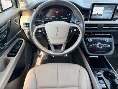 2022 Lincoln Corsair — photo 18 view
