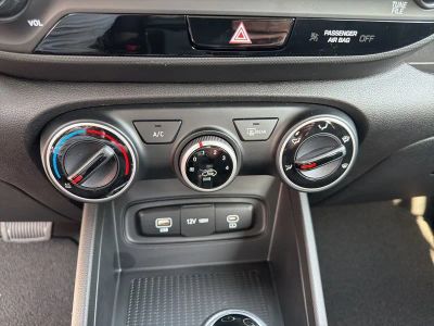 2026 Hyundai Venue - Photo 15