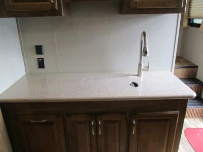 2018 Keystone Laredo - Photo 27