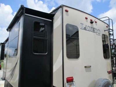 2018 Keystone Laredo - Photo 3